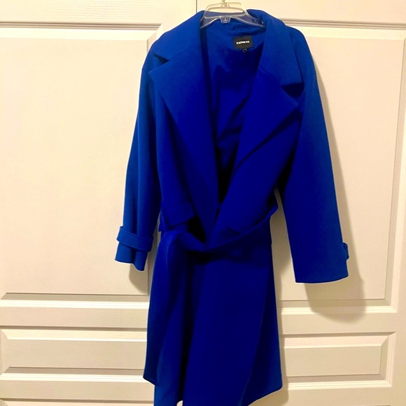 Like New Express Belted winter Coat size medi - Picture 3 of 3